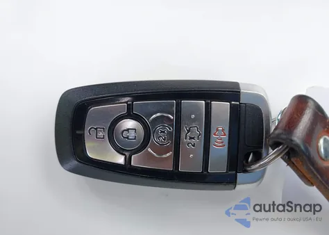 2019 Ford Fusion Hybrid Titanium из США, поврежденный, VIN 3FA6P0RU4KR257540